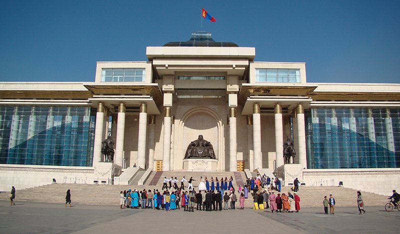Mongolian_Government_Building-800.jpg
