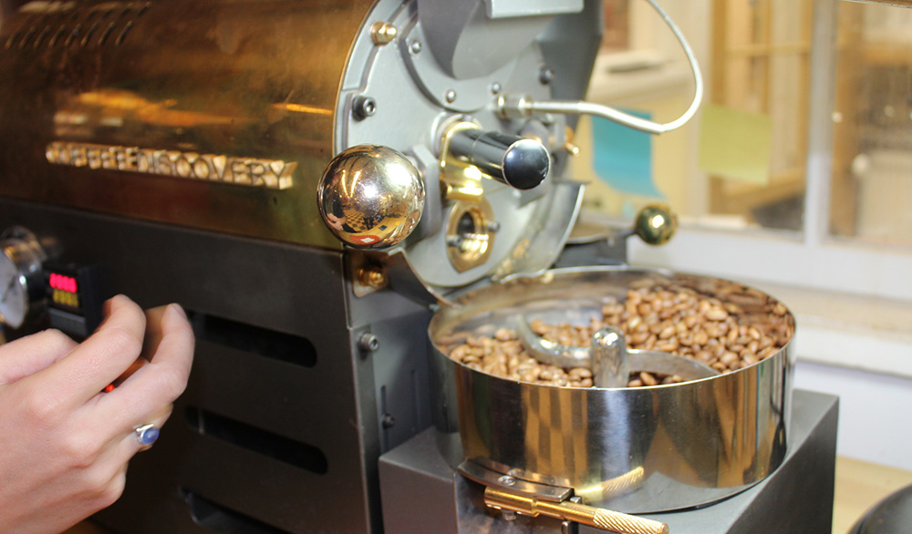 Bench Roasters: Small Batch Flexibility for Coffee Shops ...